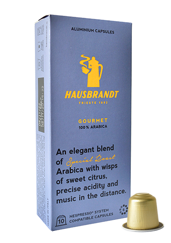 Hausbrandt Gourmet kafa u kapsuli kompatibilna sa Nespresso sistemom. 100% Arabika kafa u kapsuli koja odgovara za Nespresso aparate za kućnu upotrebu. Odabir najkvalitetniji zrna kafe, aroma i intezitet 6. Aluminijumska kapsua za epsreso aparat.